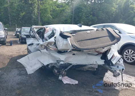 2019 Chevrolet Malibu 1Ls из США, поврежденный, VIN 1G1ZB5ST3KF200112